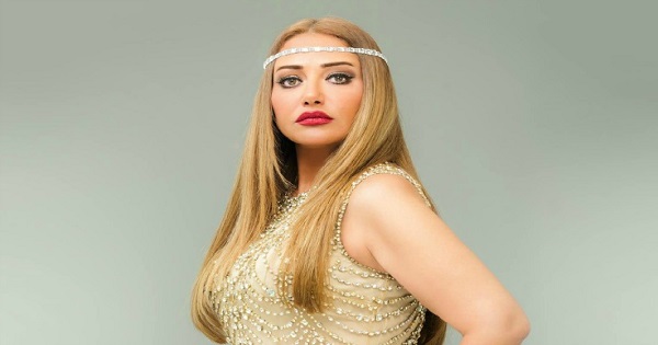 فيديو.. ليلى علوي تُغنِّي في طفولتها بفيلم من السبعينات